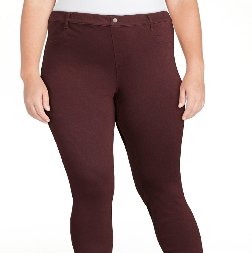 Time And Tru Women's Maroon/Burgundy Skinny Pants